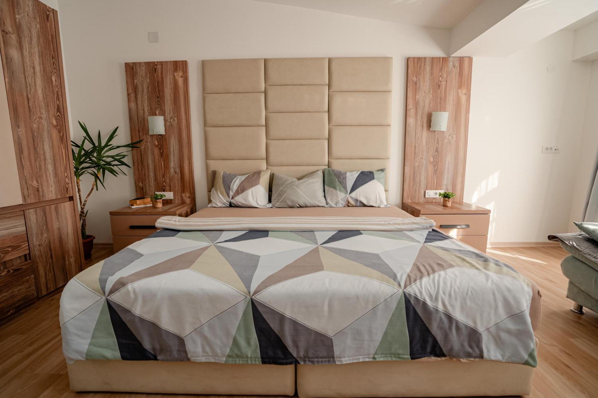 City Center Apartment Ohrid Extérieur photo